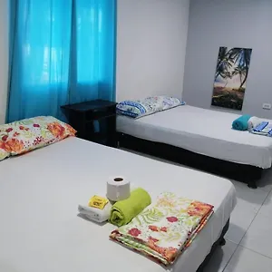  Hotel Islander Blue House